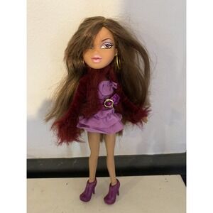 MGA 2012 Bratz Fashion Stylistz Pack Yasmin Doll HTF!‎ Earrings, Dress, Heels